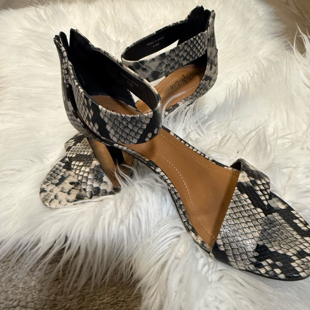 Style & Co. Black and Cream Snakeskin Heels